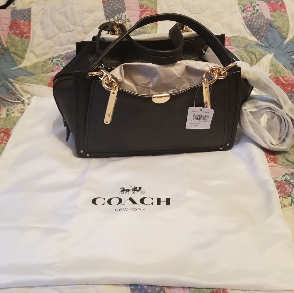 Purses - Picture 6 of 7